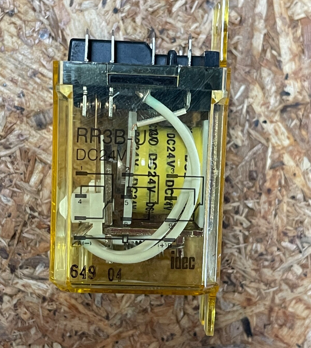 IDEC – RR3B‑UDC24V – 3PDT Power Relay, 10 A, 24 V DC Coil, LED Indicator