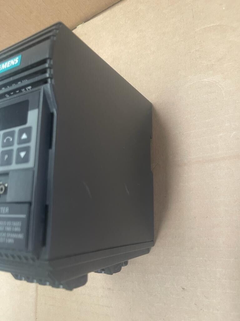 SIEMENS MICROMASTER 6SE9210-7BA40 230V 0.16HP / 120W