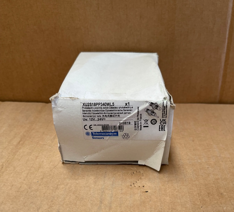 Telemecanique - XU2S18PP340WL5 - Safety Thru‑Beam Pair 750‑1200 mm 12‑24 V DC