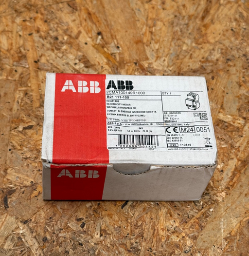 ABB – B21 111‑100 (2CMA100149R1000) – 1‑Phase LCD Energy Meter, 5 A – 65 A