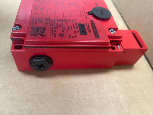 Telemecanique - XCSE5511 - Position Switch
