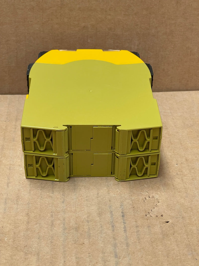 Pilz – 751104 – PNOZ s4 C 24 VDC Safety Relay Module (3 N/O + 1 N/C)