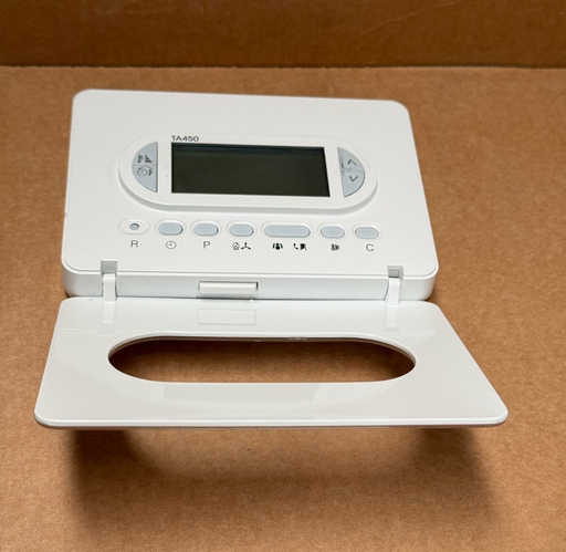 BPT – TA/450 (69400020) – Digital Wall Thermostat, 3×AAA, Surface‑Mount, White