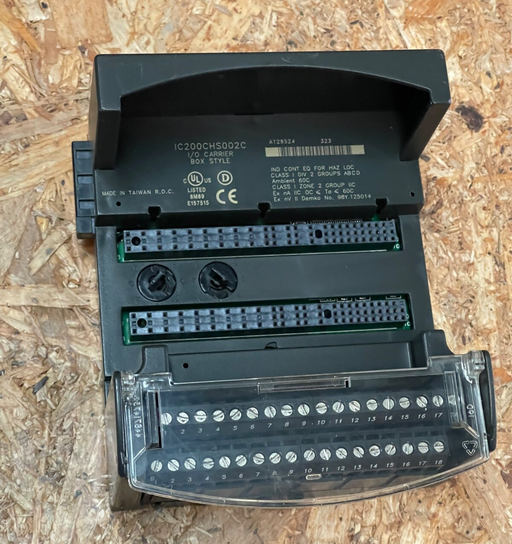 GE Fanuc – IC200CHS002C – VersaMax Box‑Style I/O Carrier 36-Terminal, 0–264 VAC