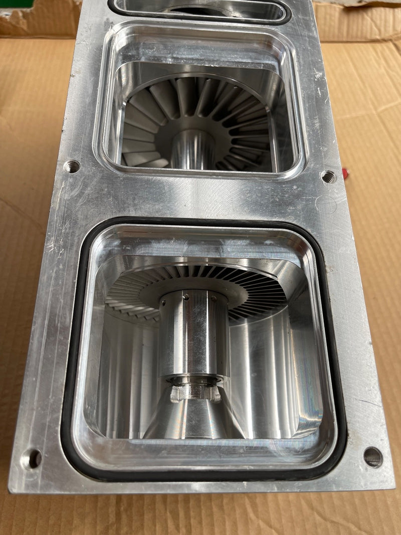 Pfeiffer – SplitFlow 310 PM P04 299 + TC 400 Controller PM C01 800 A