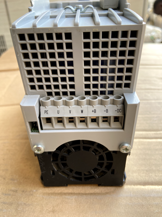 SK500E-151-323-A-KAR, 275410151 NORDAC 1,50 kW / 2HP inverter
