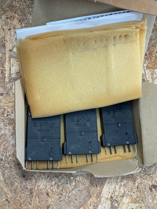 E‑T‑A – 2210‑S211‑P1M1‑H111‑6A – 6A Thermal‑Magnetic Panel‑Mount Circuit Breaker