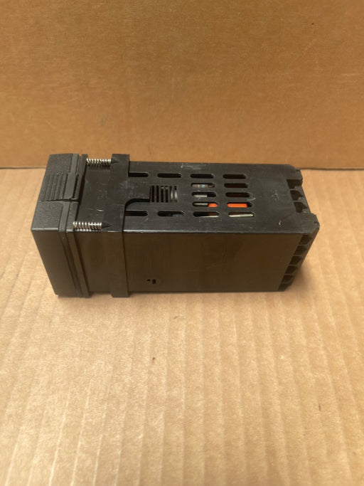 JUMO – dTRON 16.1 – 703011/10-001-000-000-23/061 Temperature Controller Module