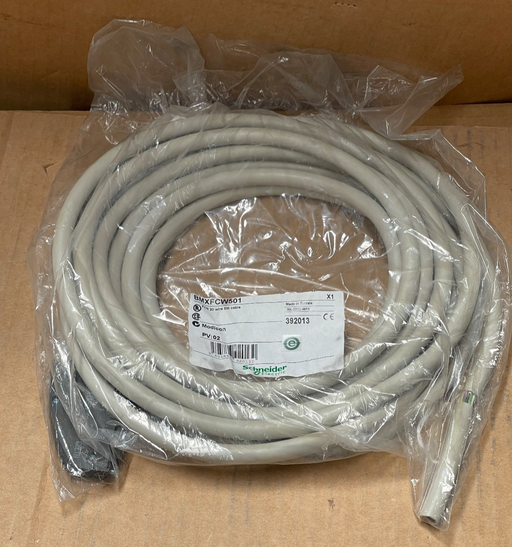 Schneider Electric – BMXFCW501 – Modicon X80 40‑Way I/O Cord Set 5 m