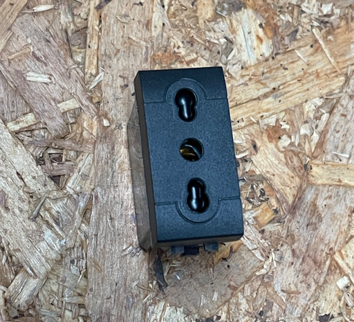 BTicino – L4180 – LivingLight Anthropocene 2P+T 10/16 A Bypass Socket Anthracite