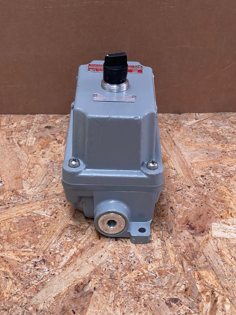 Killark – 23470AAAM – Explosion‑Proof Conduit Body, 3/4″ Hub, Cast Iron