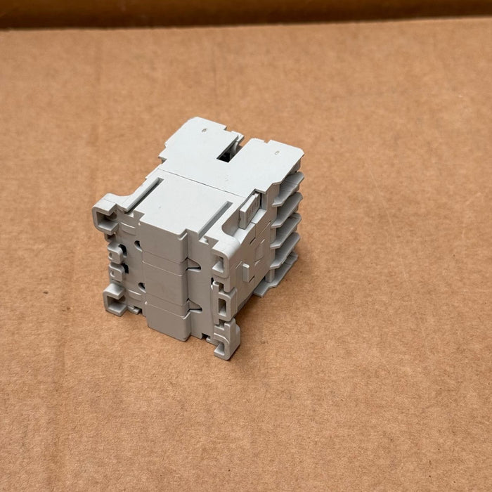 General Electric – MCRA022AT – C‑2000 Mini-Control Relay, 2 NO + 2 NC, 110–120 V