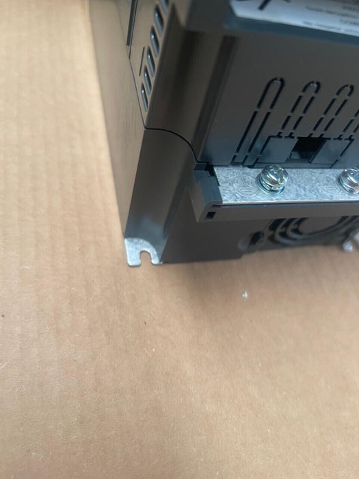 Schneider Electric Altivar 71 - ATV71H075M3 - VFD 0.75kW/1HP 200-240VAC