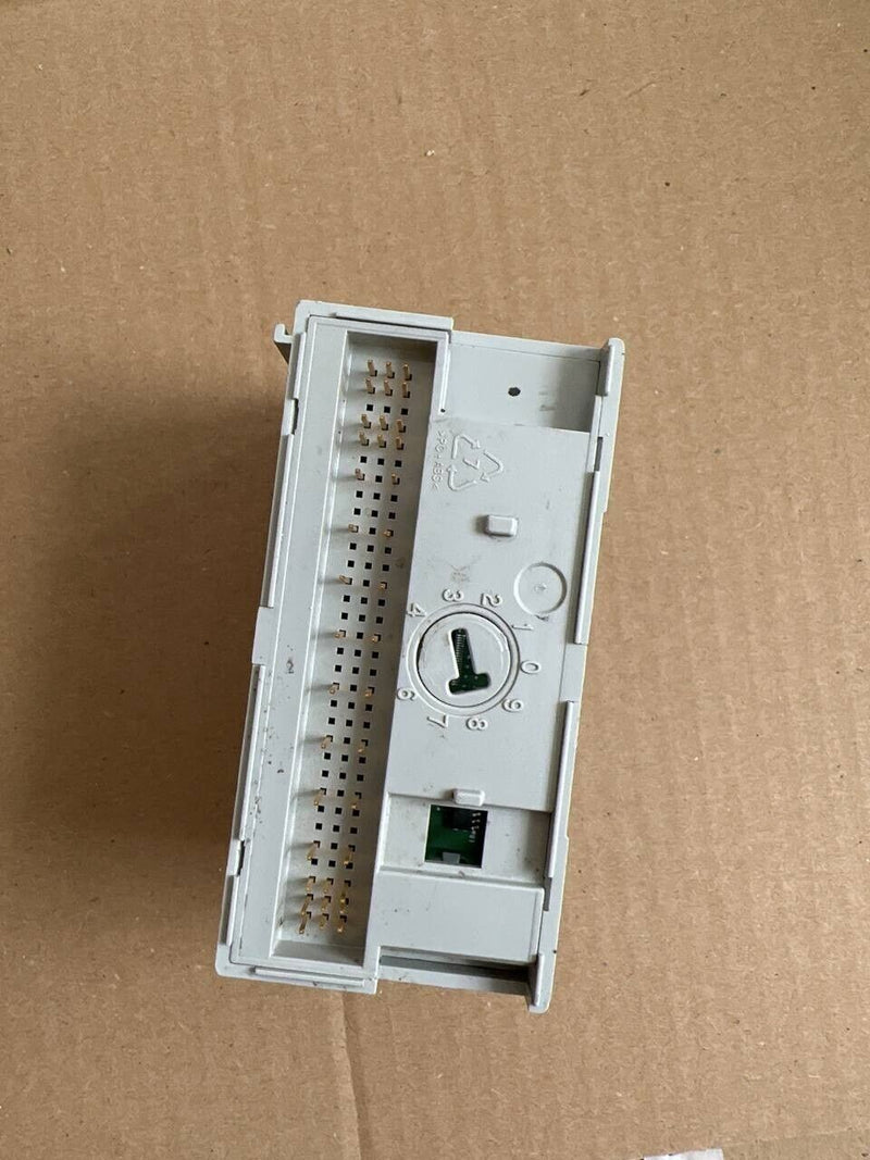 Allen-Bradley 1794-1E8 PART NO. 96235877 REV. B05