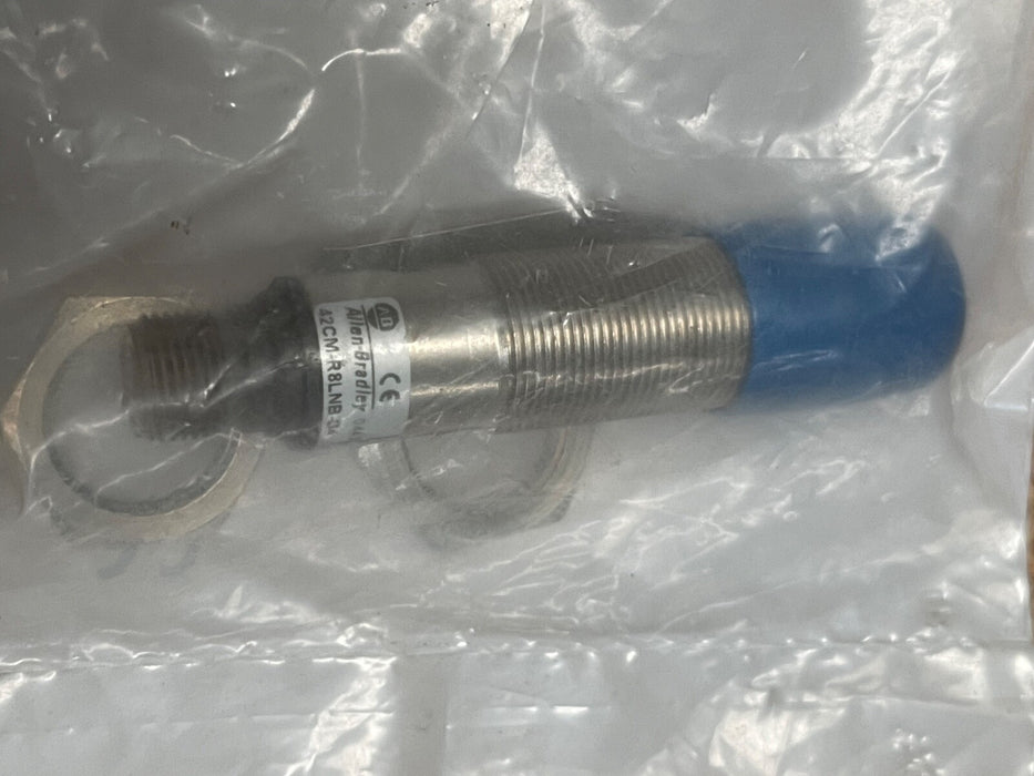 Allen‑Bradley – 42CM‑R8MPB‑D4 – 18 mm Metal Laser Transmitted‑Beam Receiver, PNP