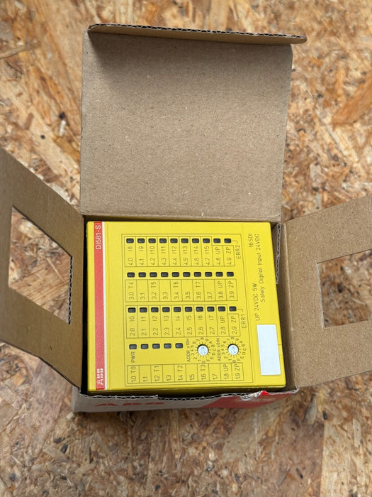 ABB – DI581‑S (1SAP284000R0001) – Safety Digital Input Module, 16 SDI, SIL 2/3