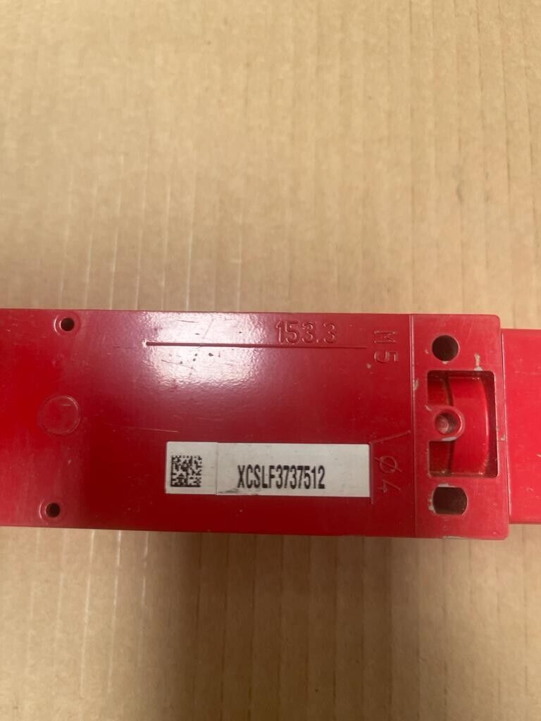 Telemecanique, XCSLF3737512, Safety switch XCS metal 4 NC+ 2 NO 24V