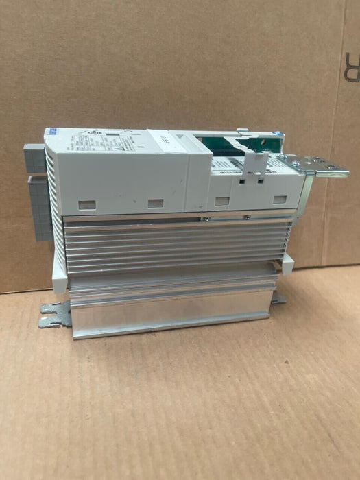 Lenze - EDK82EV222 - 13436007 - 8200 Vector Frequency Inverter, 0.55 kW, 230 V