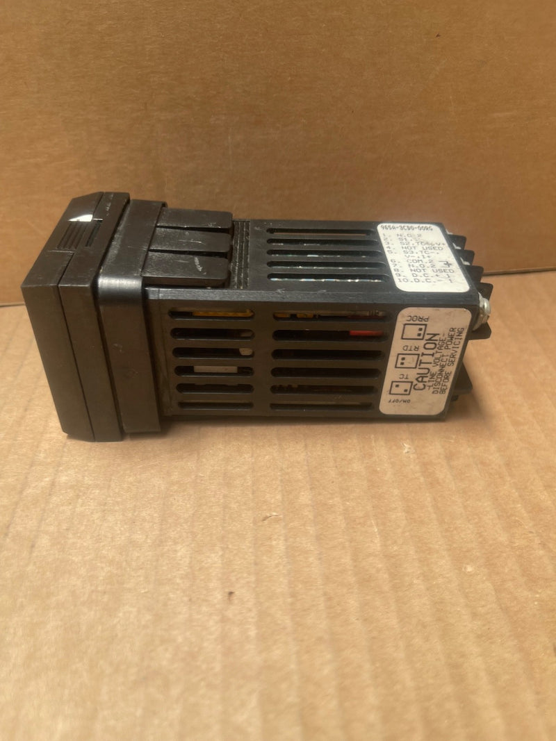 Watlow – 965A-3CD0-00RG – Series 965 Temperature/Process Controller