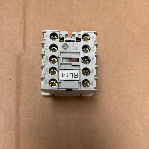General Electric – MCRA040AT – C‑2000™ 4‑Pole Mini Control Relay, 220–240 VAC