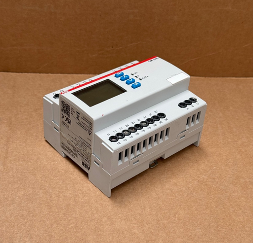 ABB – 1SVR560731R3700 – CM‑UFD.M22M Grid Feeding Monitoring Relay, Modbus RTU