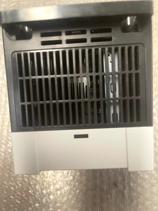 EATON M-MAX Series MMX34AA4D3N0-0 VFD 1.5kW 2HP
