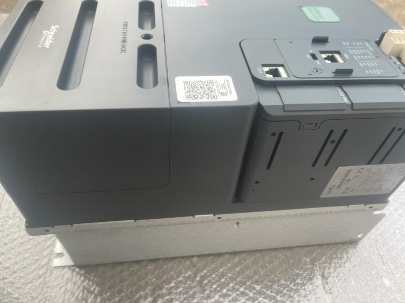 Schneider Electric Altivar Machine ATV340D11N4 AC Speed Drive 11kW/15HP 380/480V
