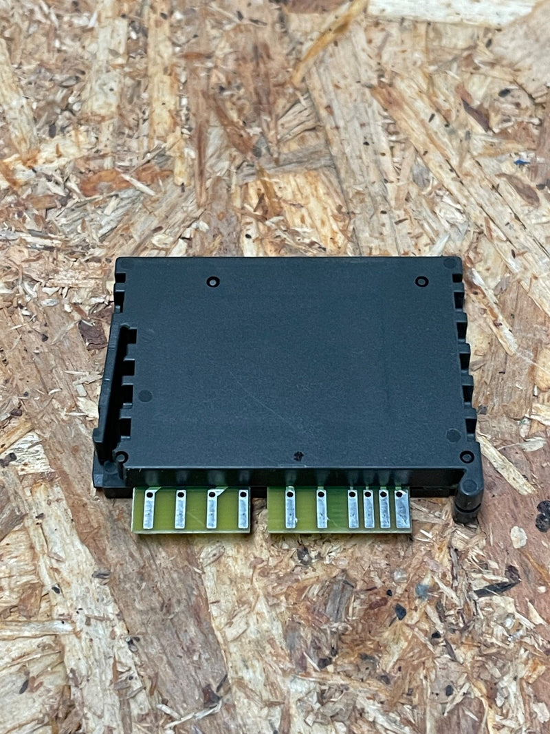 8xPCs Siemens – 6ES7 121‑1BB00‑0AA0 – Simatic ET 200SC Electronic Submodule