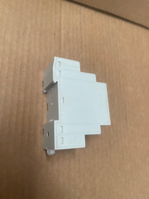 Finder - 12.51.8.230.0000 - Digital Time Switch, SPDT, 16A, 110-230V AC/DC