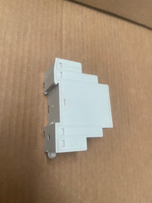 Finder - 12.51.8.230.0000 - Digital Time Switch, SPDT, 16A, 110-230V AC/DC