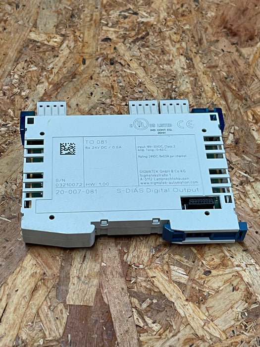 Sigmatek – TO 081 – S‑DIAS Digital Output Module, 8× 24 VDC, 0.5 A per Channel