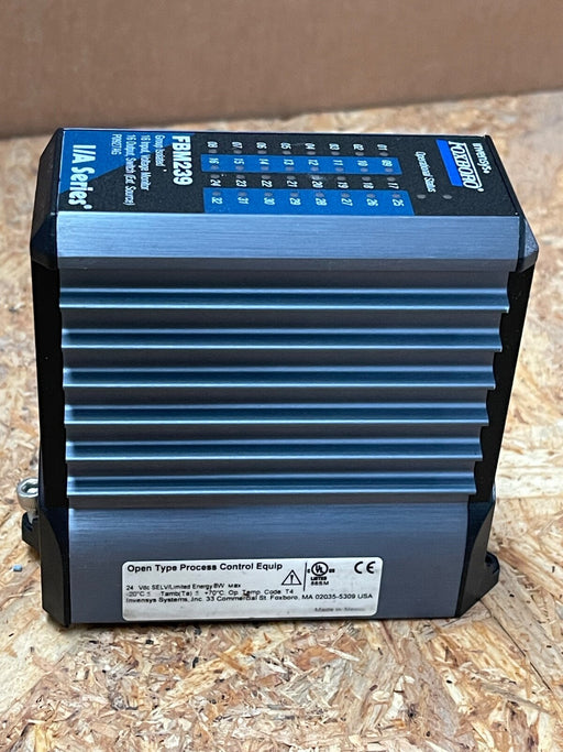 Foxboro - FBM239 P0927AG - Discrete I/O Module, 16DI/16DO, 24 V DC, I/A Series