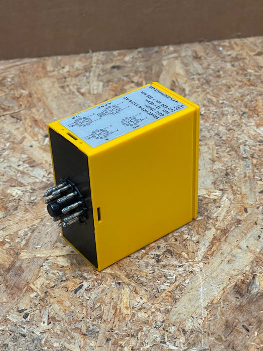 Selectron – GZU 20/21 – Universal 11‑Pin Timer Relay 0.05 s–320 min (220 V)