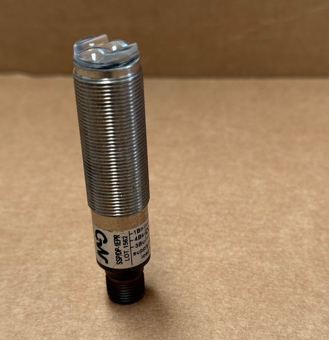 Micro Detectors – SSP/DP‑1EPR – M18 Polarized Retro‑Reflective Photoelectric