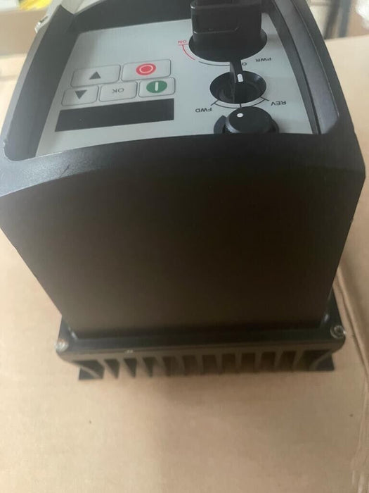 EATON VFD DC1-124D3FN-A6SN 200-240V 1P / 0.75kW AC Speed Drive