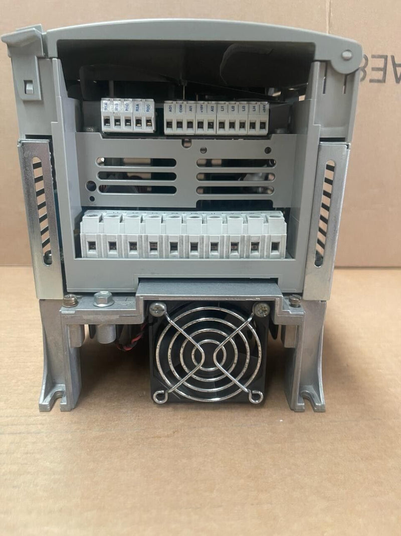 Telemecanique  - ATV58HU29N4 - AC speed drive 1.5kW 380/500V
