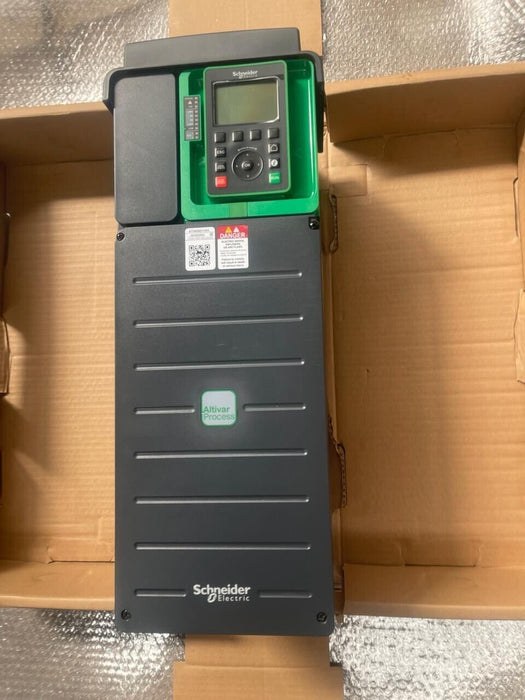 Schneider Ekectric Altivar 930 - ATV930D11M3 - AC Speed Drive 11KW/15HP 200-240V