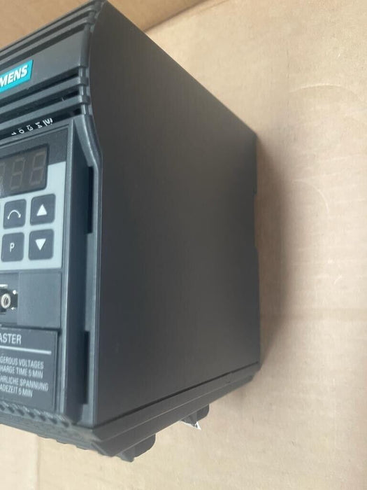 SIEMENS MICROMASTER 6SE9212-1CA40 230V - 0.50HP/370W AC Speed Drive