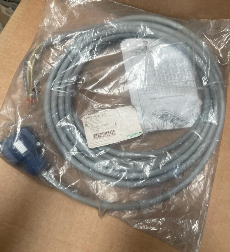 Schneider Electric Modicon - ABE9 XCA1405 - Plug Cable