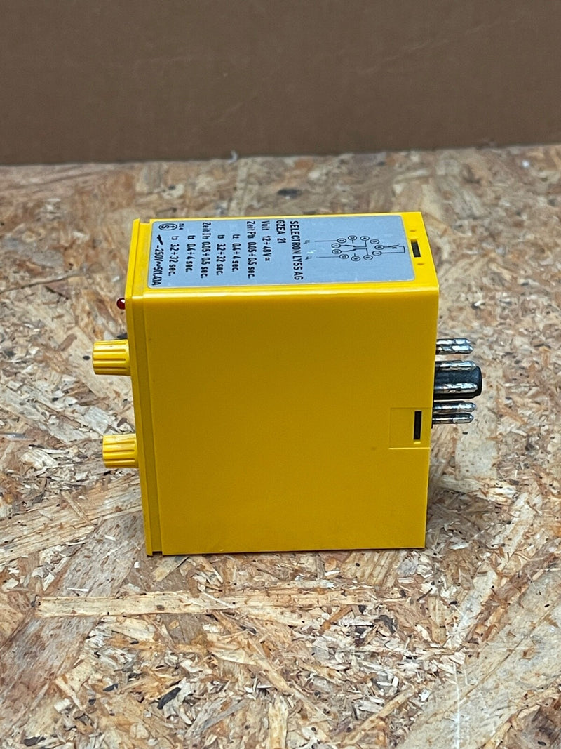 Selectron Lyss – GZEA 21 – Universal Cycle Timer Relay 12–240VAC/DC Dual‑Contact