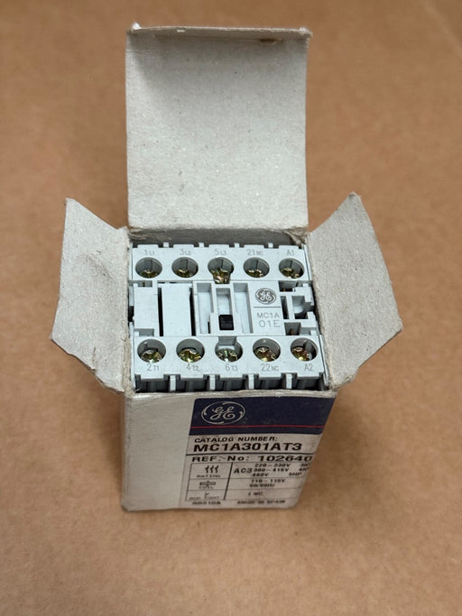 GE – MC1A301AT3 (102640) – 3‑Pole 9 A Miniature Contactor, 110–120 VAC Coil