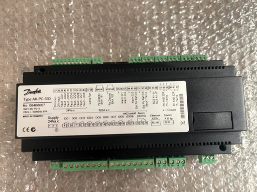 Danfoss - AK-PC 530 - 064B8007 - Controller