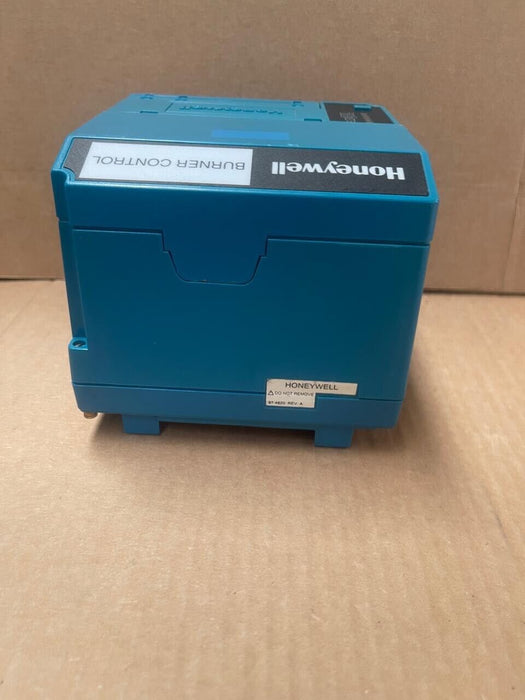 Honeywell - RM7824A1006 - Primary Control Relay Module, 24V DC