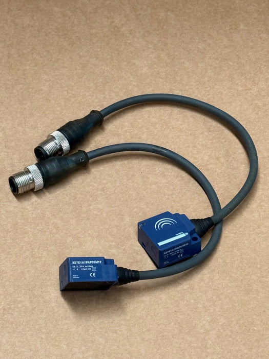 Telemecanique – XS7E1A1PAP01M12 – M30 Flush PNP Inductive Proximity Sensor