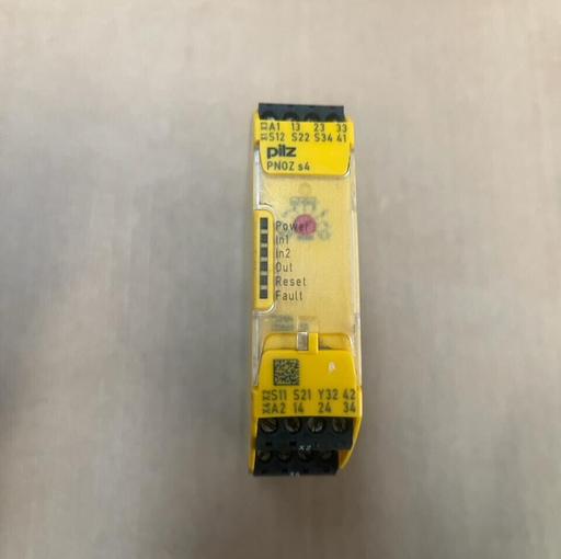PILZ PNOZ s4 24VDC 3n/o 1n/c - 750104 -Safety Relay