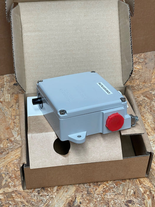 FFE – 3171 MR/S – Adjustable Vibration Switch (1–9 g), Manual or Solenoid Reset