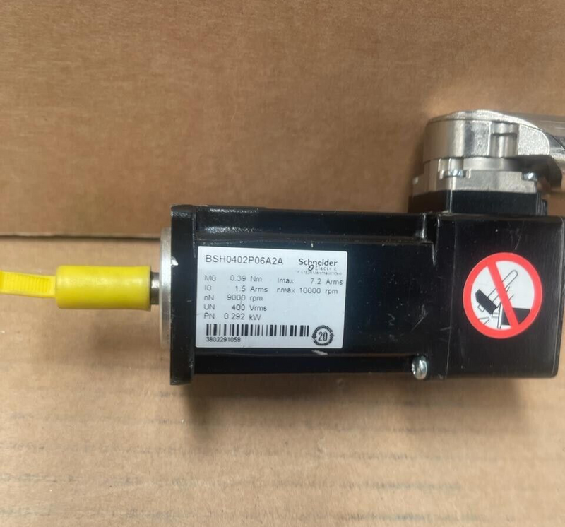 Schneider Electric Lexium - BSH0402P06A2A - AC Servo Motor BSH