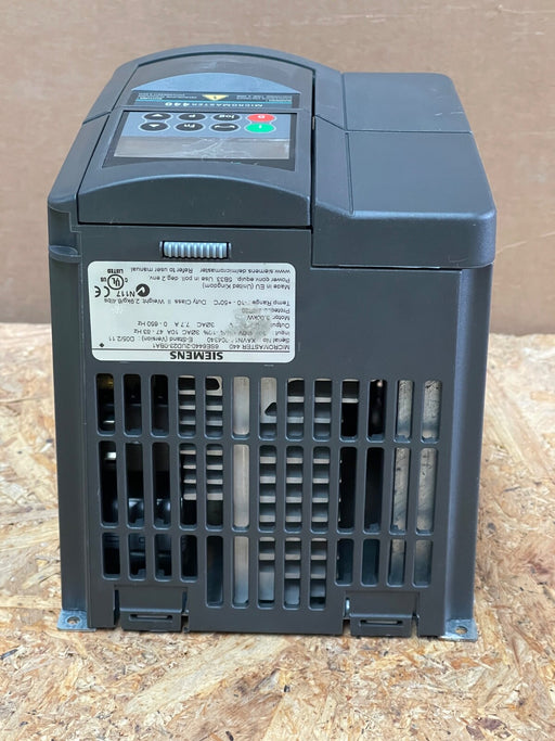 Siemens – 6SE6440‑2UD23‑0BA1 – MICROMASTER 440 3 kW Drive, 380–480 V 3‑Phase