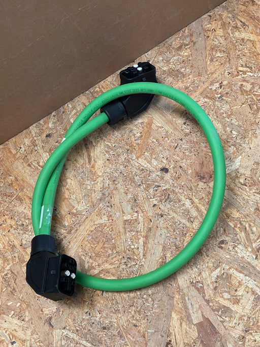 Schneider Electric – VW3E1142R010 – 1 m Shielded Hybrid Motor/Encoder Cable