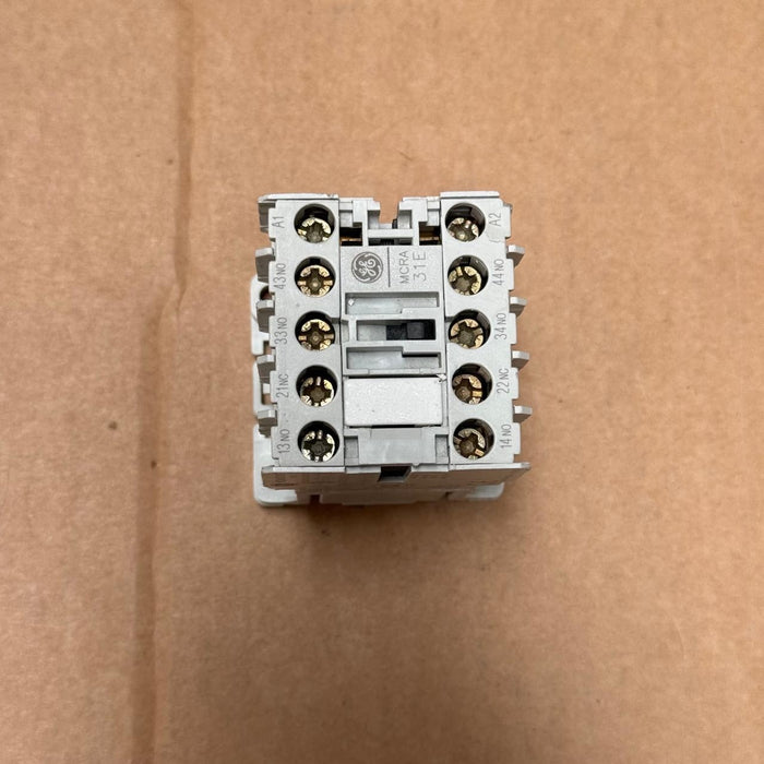 General Electric – MCRA031AT – C‑2000™ Mini Control Relay, 3 NO + 1 NC, 110‑120